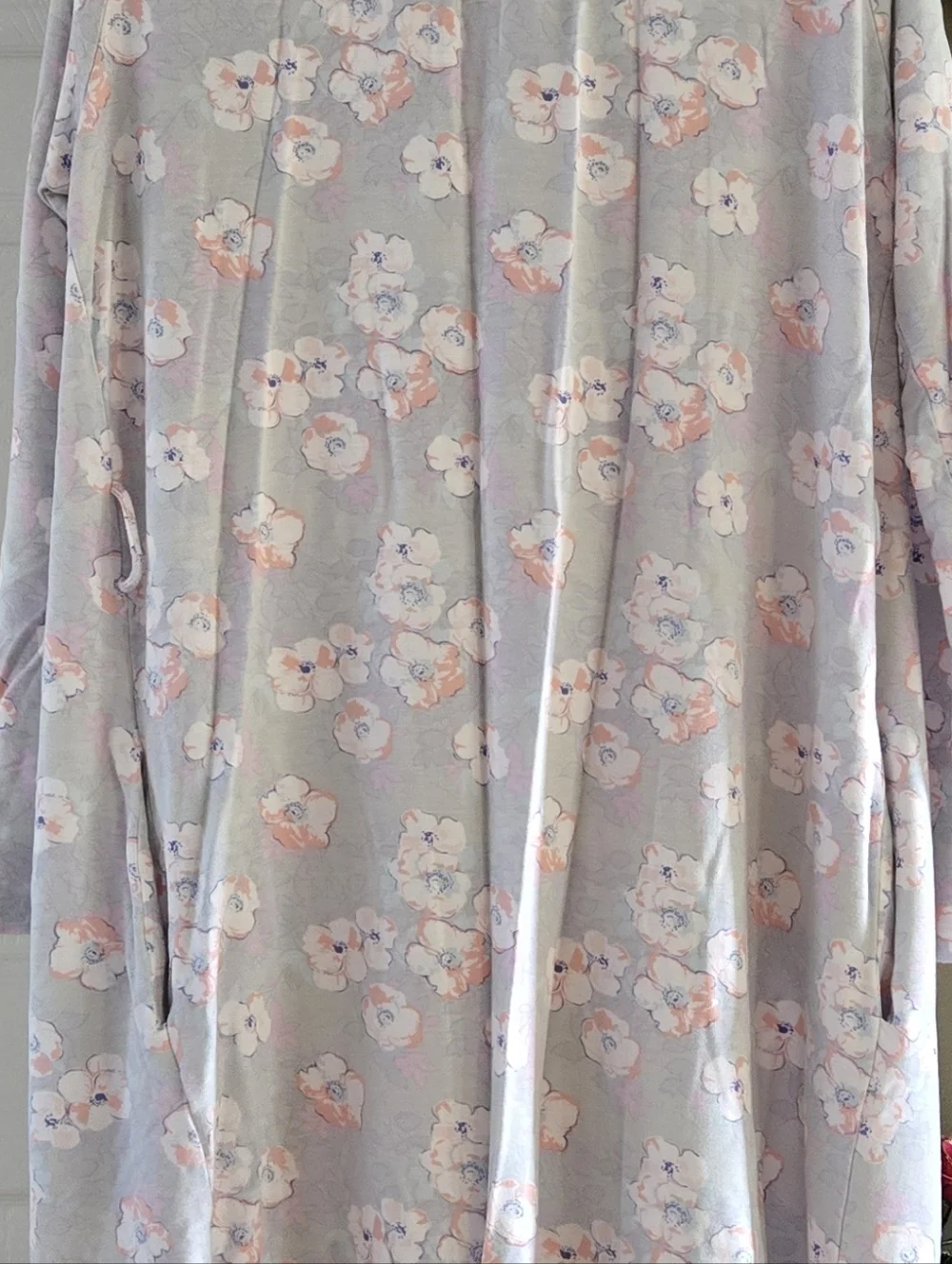 Latched Mama Robe - Picture 3 of 4